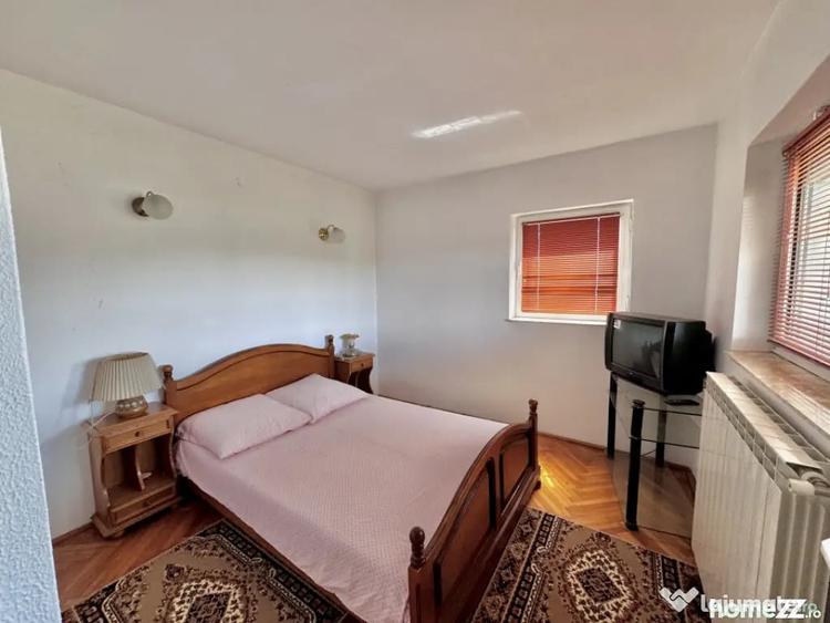 Casă cu 7 camere cu Teren 1150 Mp în Siliștea Snagovului