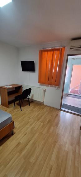 Garsonieră decomandată în Exterior Vest