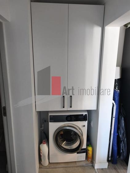 Apartament cu 2 camere semidecomandat, mobilat în Giurgiului