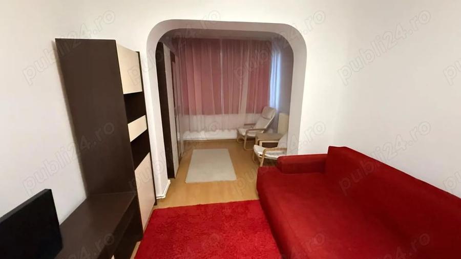 Apartament cu 3 camere decomandat în Dacia