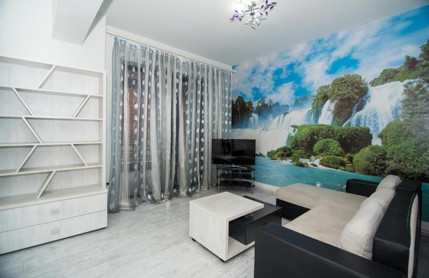 Apartament cu 2 camere decomandat, mobilat în Central