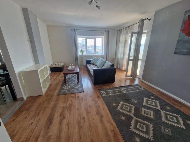 Apartament cu 3 camere decomandat în Central