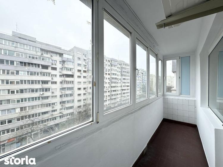 Apartament cu 4 camere semidecomandat în Grivița