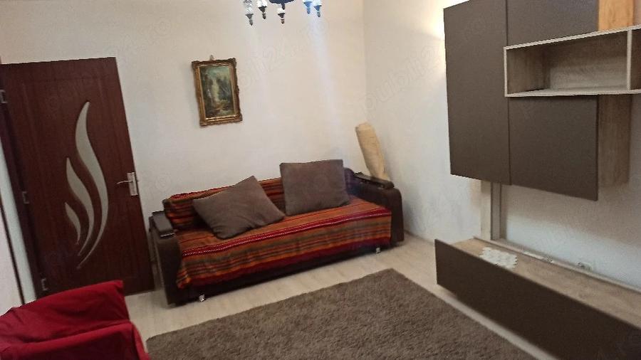 Apartament cu 2 camere decomandat în Exterior Vest