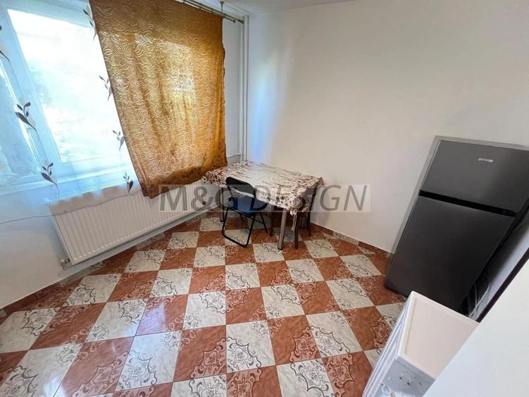 Garsonieră decomandată în Buziașului