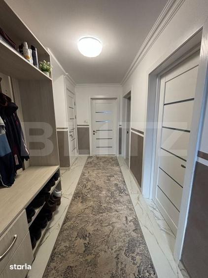 Casă cu 5 camere decomandat cu Teren 3600 Mp în Central