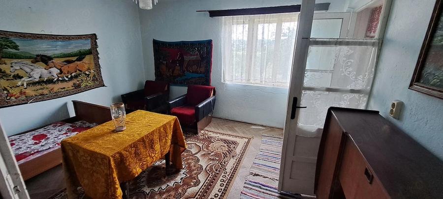 Casă cu 2 camere cu Teren 680 Mp în Războieni-Cetate