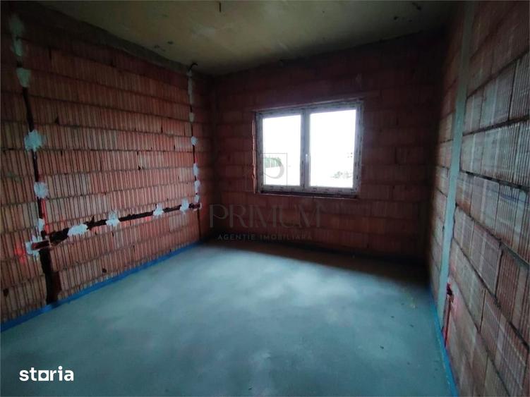Duplex despartit prin baie - teren 380 mp - toate utilitatile - 1