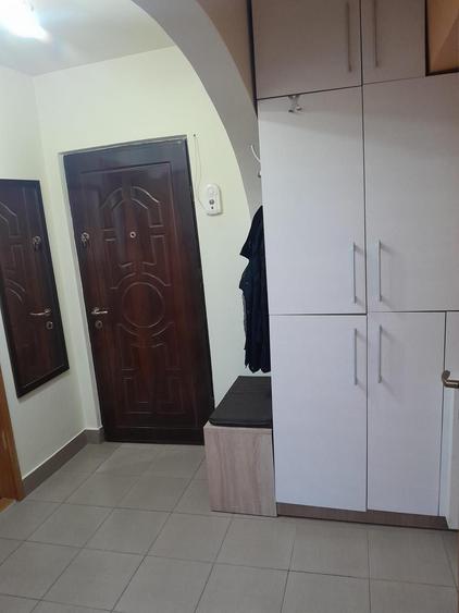 Garsonieră decomandată în Dosu Bricii
