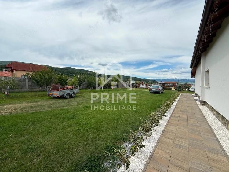 Casă cu 3 camere cu Teren 809 Mp în Central