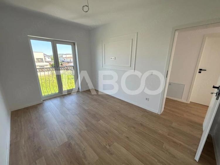 Casă cu Teren 220 Mp în Central