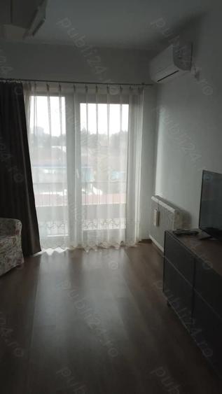 Garsonieră decomandată în Central