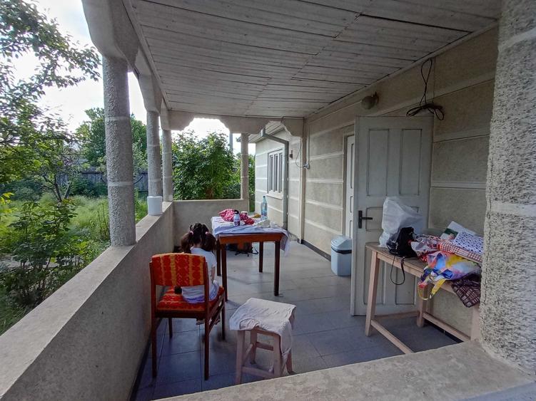 Casa si teren Slobozia Conachi (la 25km de Galati), 4 camere, 100mp utili, 740mp teren, zona linistita, neinundabil, intre case - 5