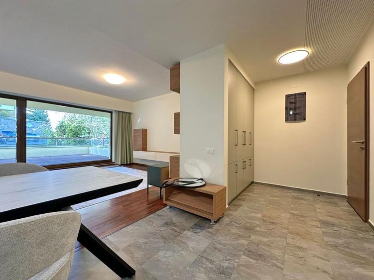 Apartament cu 2 camere decomandat, mobilat în Drumul Poienii