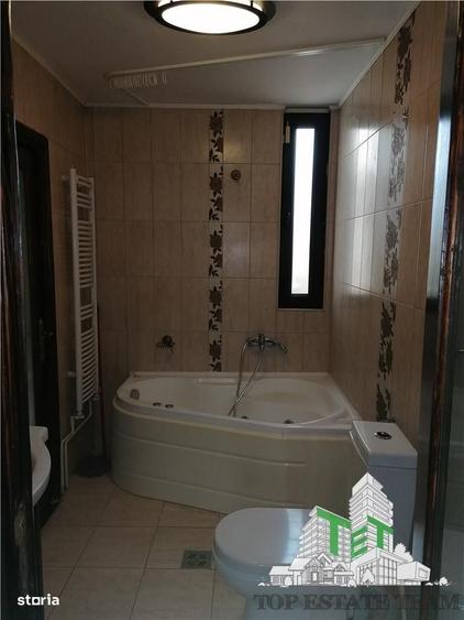 Apartament cu 3 camere, mobilat în Magheru