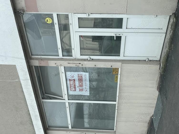 Spațiu comercial, de 55 mp, în Centru Civic