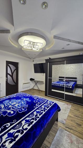 Casă cu 3 camere decomandat cu Teren 406 Mp în Central