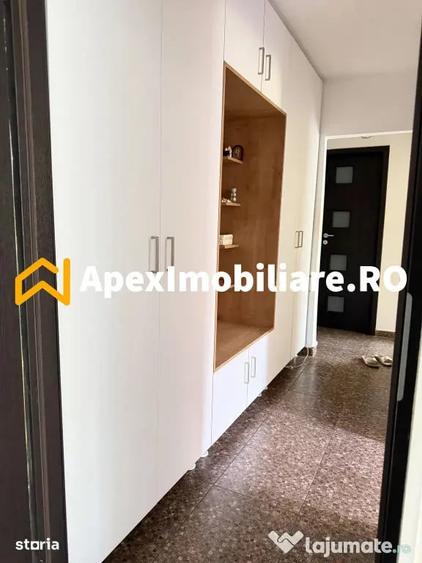Apartament cu 3 camere decomandat în P-ța Reșița