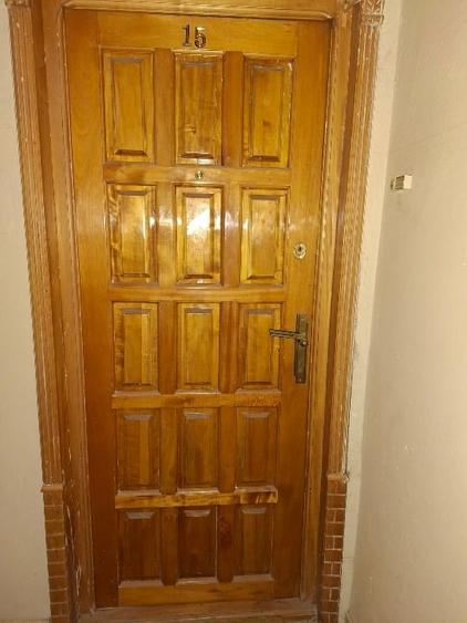 Apartament cu 3 camere semidecomandat în Brazda lui Novac