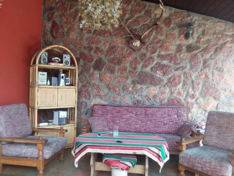 Casă cu 5 camere cu Teren 764 Mp în Grădiște