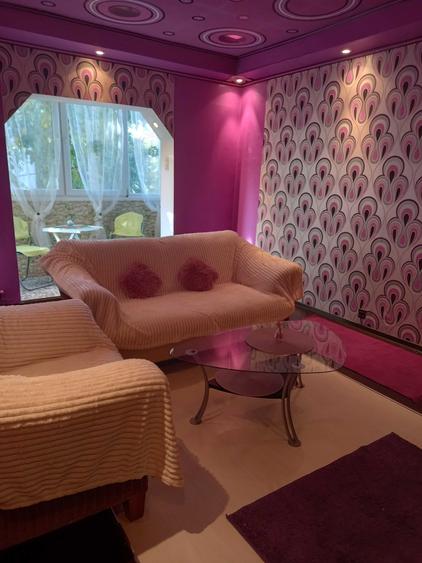 Apartament cu 3 camere semidecomandat în Aradului