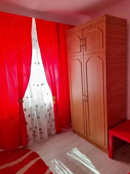 inchiriez apartament cu doua camere - 2