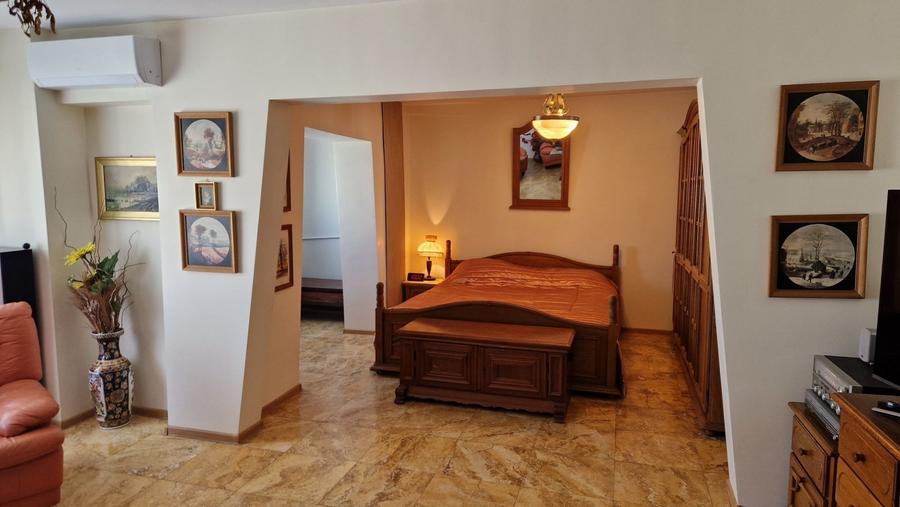 Apartament cu 3 camere decomandat, mobilat în Alba Iulia