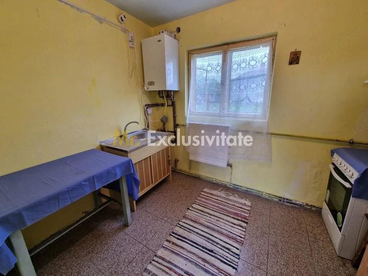 Casă cu Teren 1223 Mp în Moșoaia
