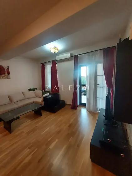 Apartament cu 2 camere semidecomandat, mobilat în Mehala