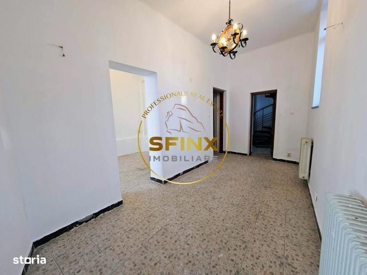 Casă cu 4 camere în Ciupercenii Noi