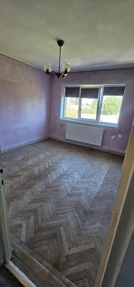 Apartament cu 2 camere semidecomandat în City Park Mall