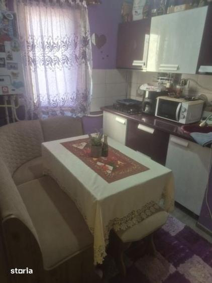 Apartament cu 2 camere în Micro 17