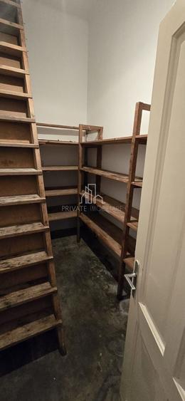Casă individuală cu 5 camere cu Canalizare în 7 Noiembrie