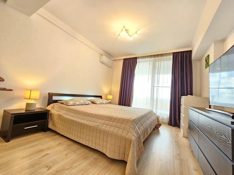 Apartament cu 3 camere decomandat, mobilat în Iancu Nicolae