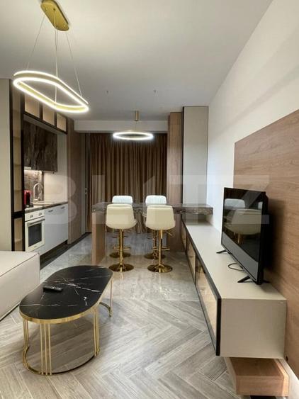 Apartament cu 3 camere decomandat, mobilat în Nord-Vest