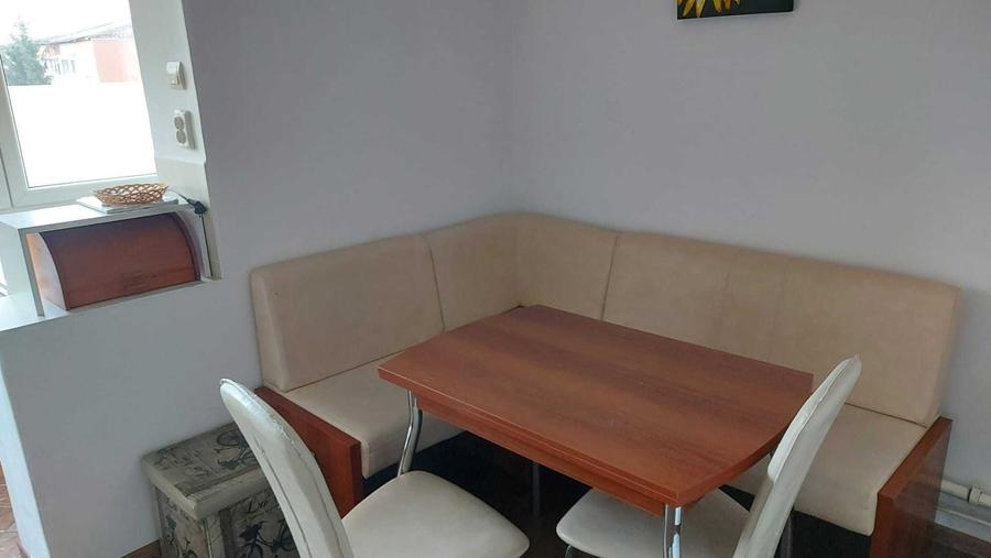 Apartament cu 3 camere decomandat în Cetate