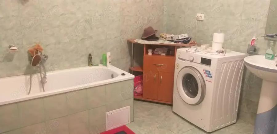 Casă cu 3 camere cu Teren 4000 Mp în Dolhești