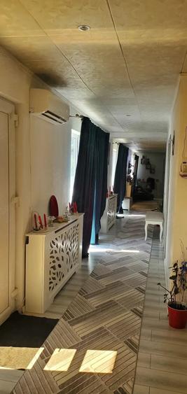 Casă cu 2 camere cu Teren 9 Mp în Central