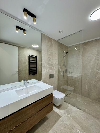 Apartament cu 2 camere semidecomandat, mobilat în Aviației