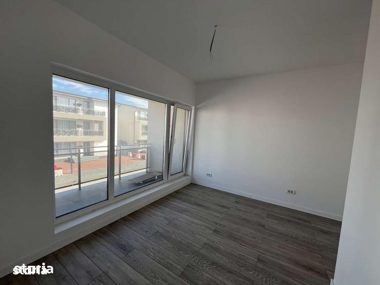 Casă cu 5 camere cu Teren 300 Mp în Central