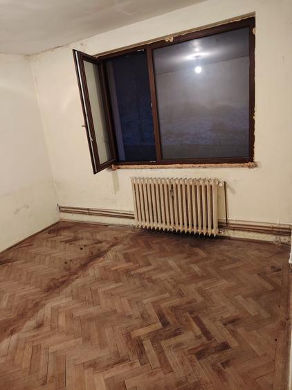 Vand apartament cu doua camere in Baile Olanesti - 7