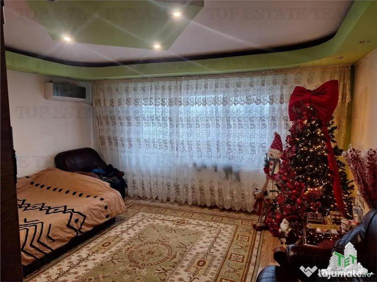 Apartament cu 2 camere semidecomandat, mobilat în Baicului