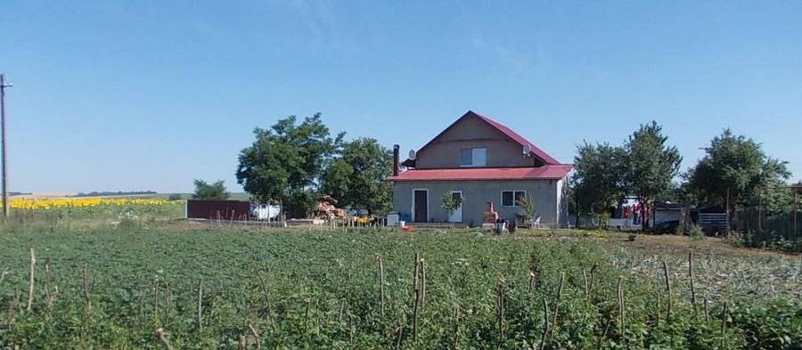 Casă individuală cu 5 camere cu Teren 1500 Mp în Dragalina (Cristinești)