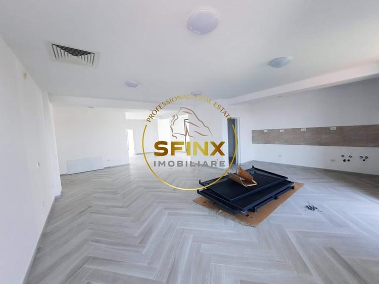 Apartament cu 3 camere semidecomandat în Iancu Nicolae