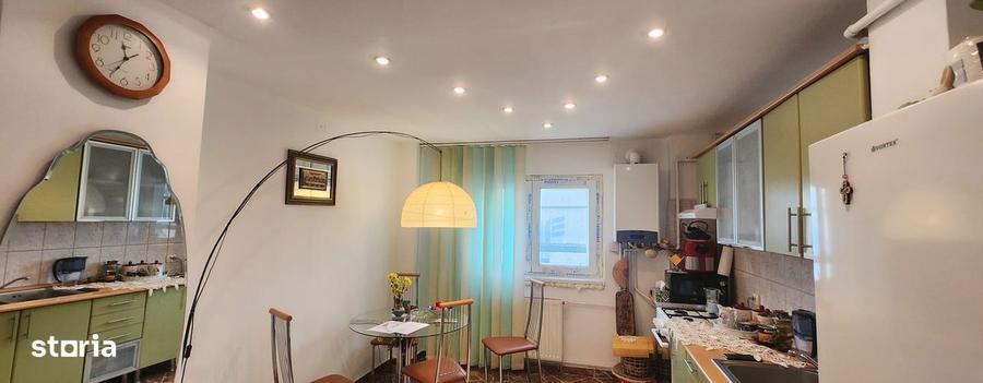 Apartament cu 2 camere decomandat, mobilat în Florilor