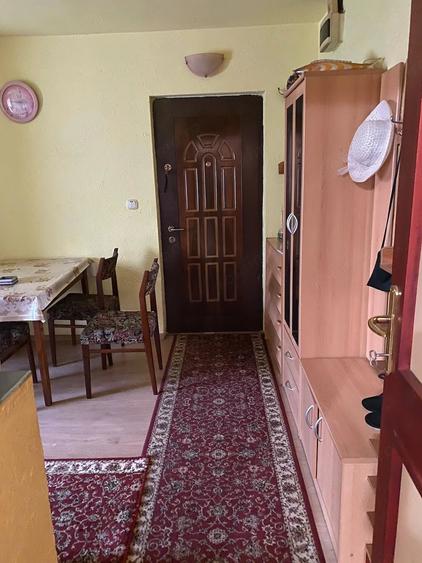 Apartament cu 2 camere semidecomandat în Micro 16