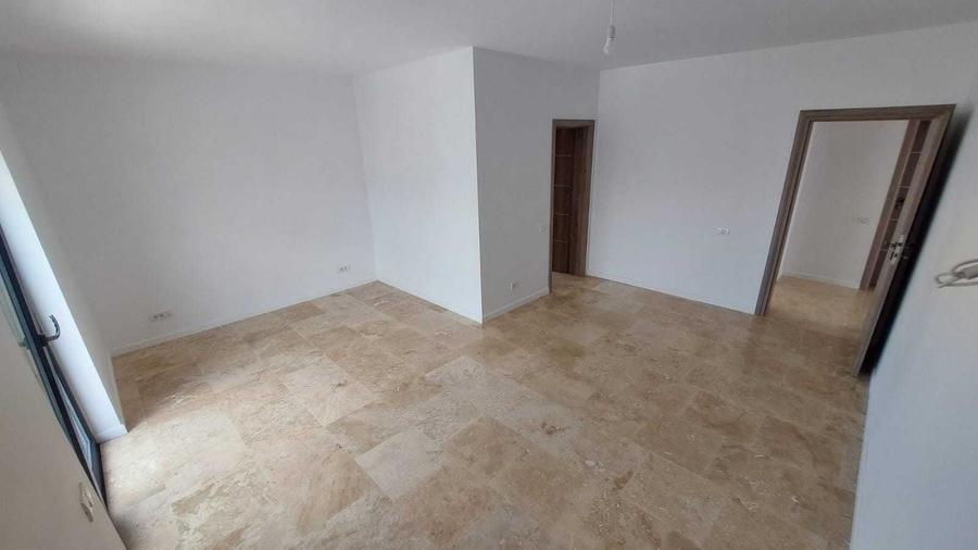 Casă cu 3 camere în Central