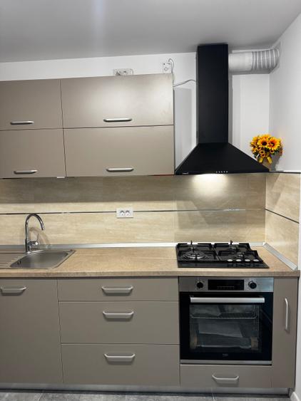 Apartament cu 2 camere decomandat în Buzaului