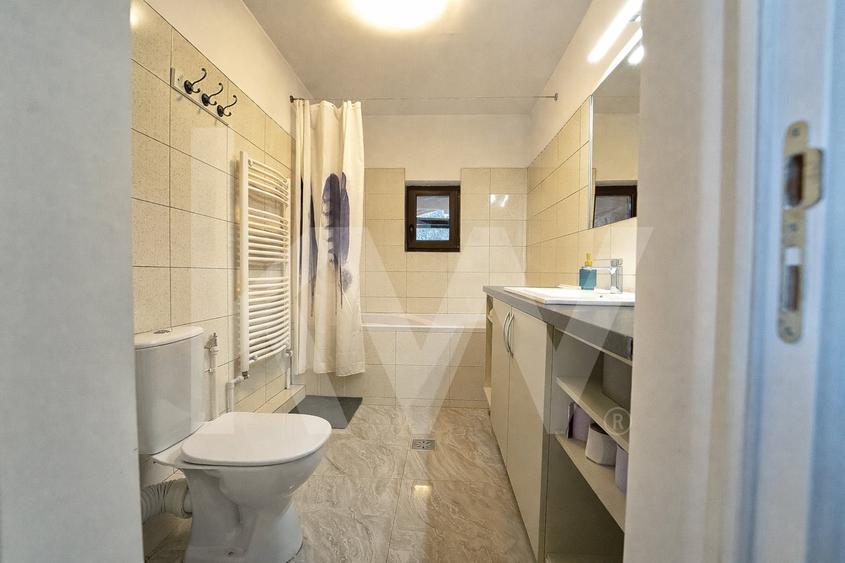 Casă individuală cu 4 camere cu Canalizare în Săliște