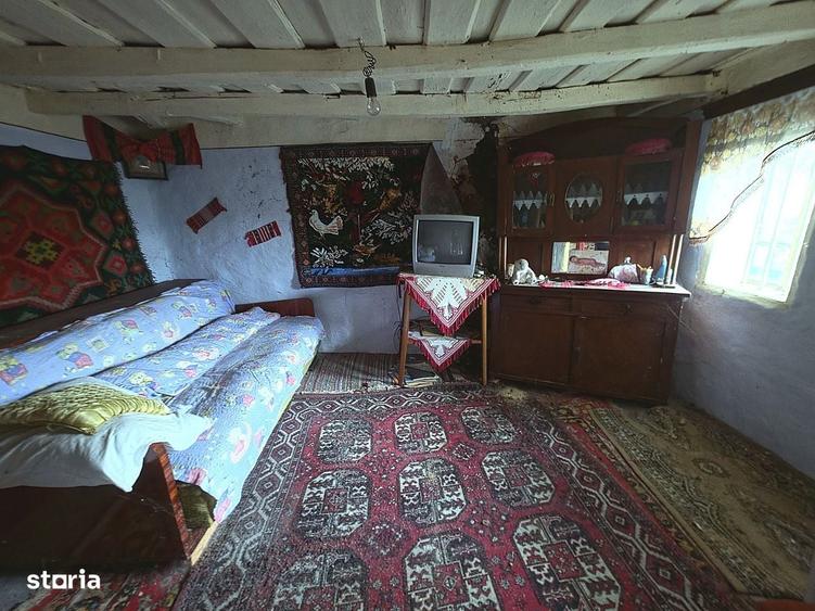 Casă cu 3 camere în Taula